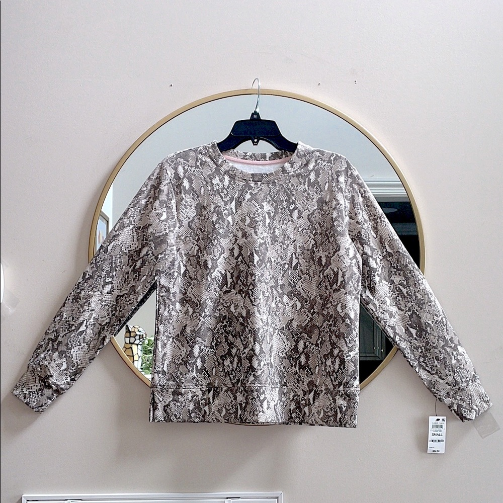 Snakeskin Print Fleece Top/Sweatshirt